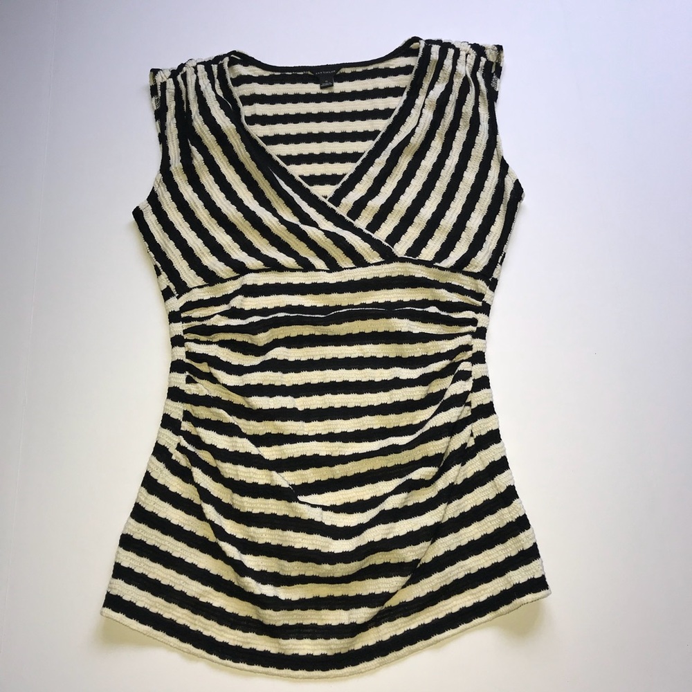 Ann Taylor v Neck striped top with ruching on side